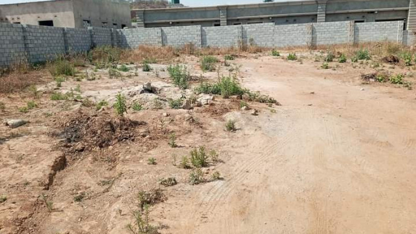 40m-by-30m-plot-for-sale-in-foxdale-big-3