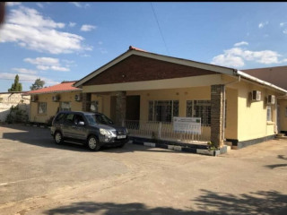 5 Bedroom House For Sale in Rhodes Park