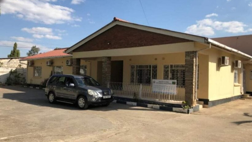 5-bedroom-house-for-sale-in-rhodes-park-big-0