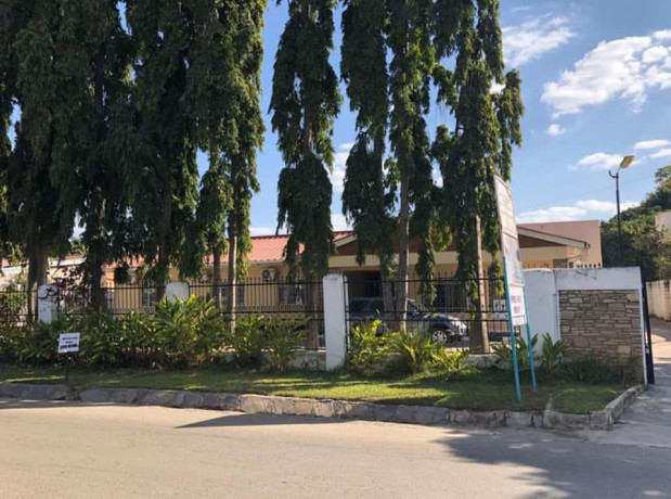 5-bedroom-house-for-sale-in-rhodes-park-big-3