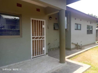 3 Bedroom Flat For Rent In Libala South