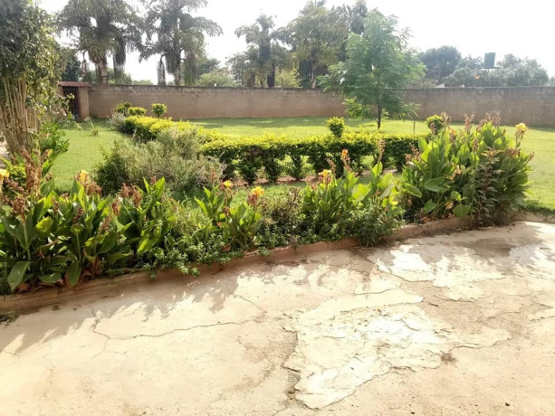 4-bedroom-house-for-rent-in-makeni-big-5