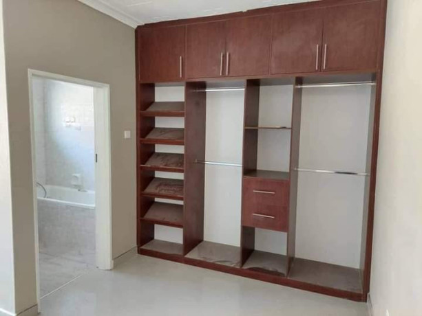 2-bedroom-flat-for-rent-in-chalala-big-6