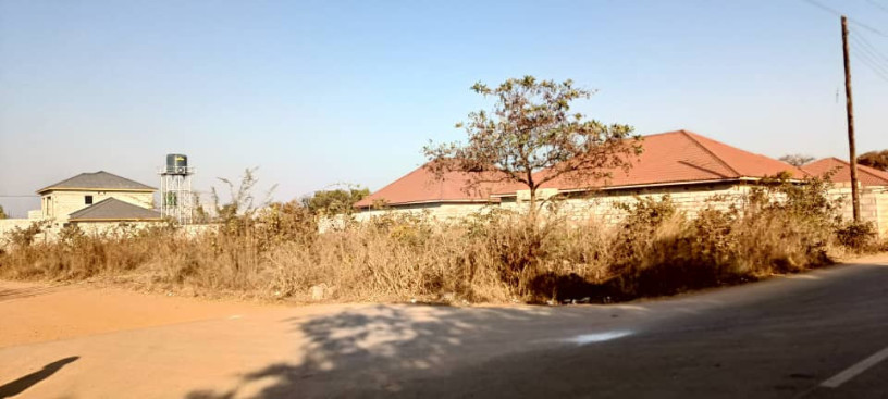 prime-land-for-sale-in-ibex-meanwood-big-1