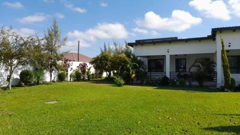 4-bedroom-house-for-sale-in-silverest-big-2