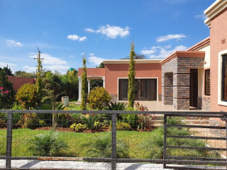4-bedroom-house-for-sale-in-ibex-meanwood