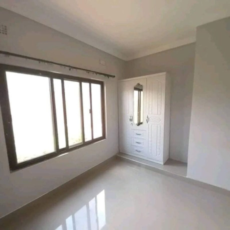 2-bedroom-flat-for-rent-in-ibex-meanwood-big-6