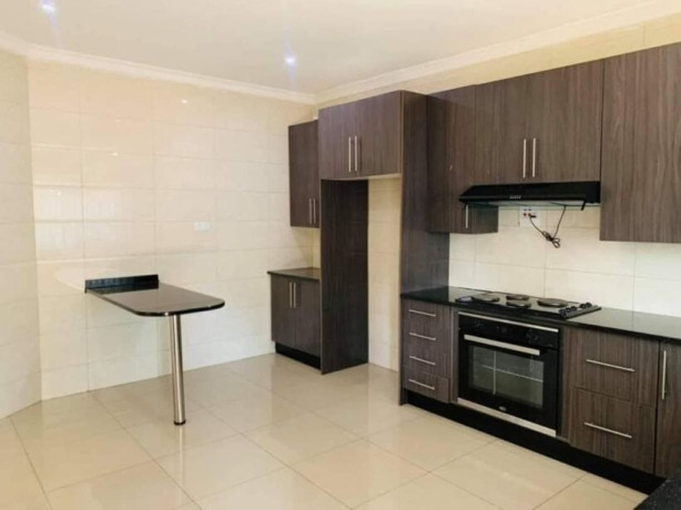 3-bedroom-flat-for-rent-in-roma-big-3