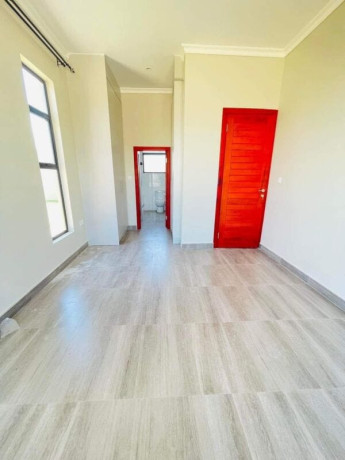 2-bedroom-flat-for-rent-in-lilayi-big-3