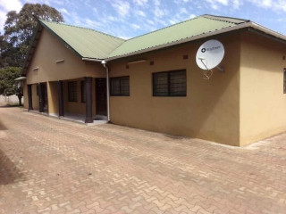 3-bedroom-flat-for-rent-in-libala-south