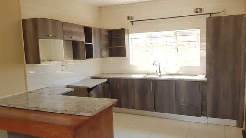 2-bedroom-apartment-for-rent-in-lilayi-estate-big-5