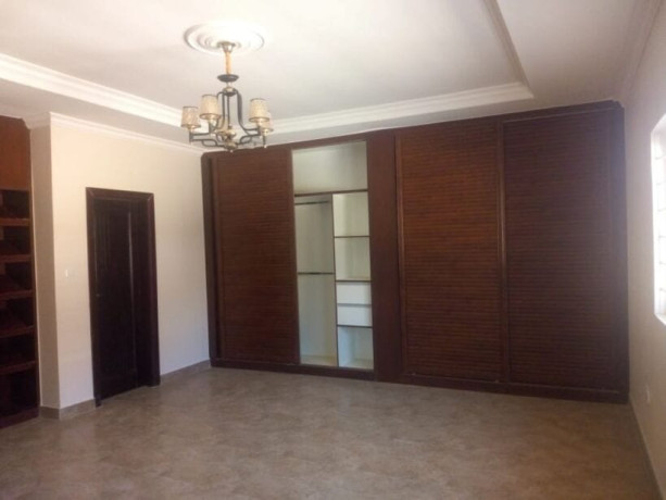 3-bedroom-flats-for-rent-in-ibex-meanwood-big-8