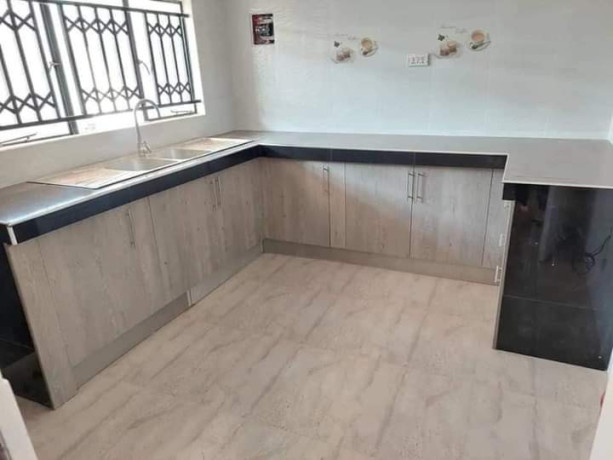 2-bedroom-flat-for-rent-in-chalala-big-6