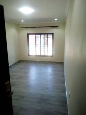 3-bedroom-flats-for-rent-in-meanwood-ibex-big-2