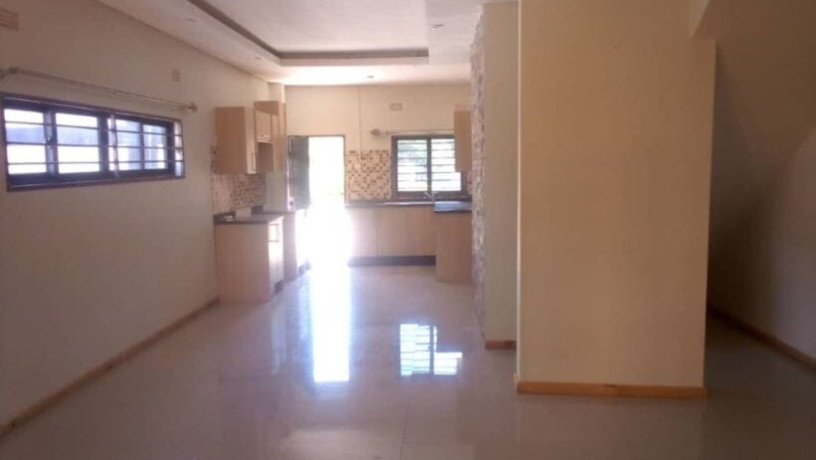 3-bedroom-flat-for-rent-in-makeni-big-3