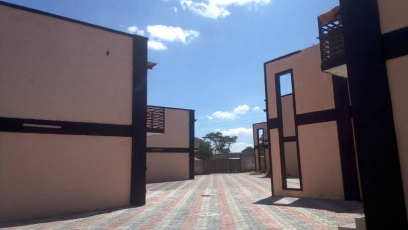 3-bedroom-flat-for-rent-in-makeni-big-0