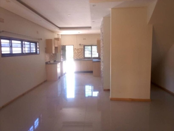 3-bedroom-flat-for-rent-in-makeni-big-3