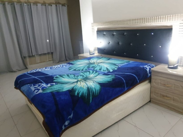 2-bedroom-flat-for-rent-in-roma-big-3