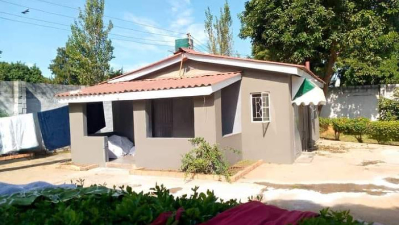 4-bedroom-family-house-and-1-bedroom-cottage-for-rent-in-makeni-bonaventure-big-3