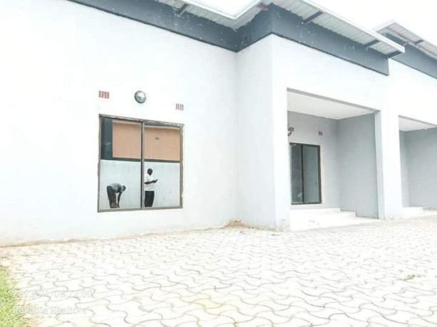 3-bedroom-flat-for-rent-in-new-kasama-big-2