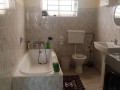 3-bedroom-flat-for-rent-in-lilayi-small-5