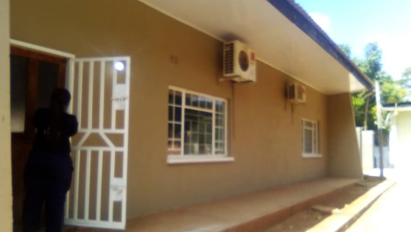 standard-3-bedroomed-in-kabulonga-big-2