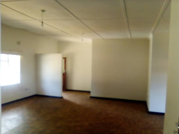 standard-3-bedroomed-in-kabulonga-big-1