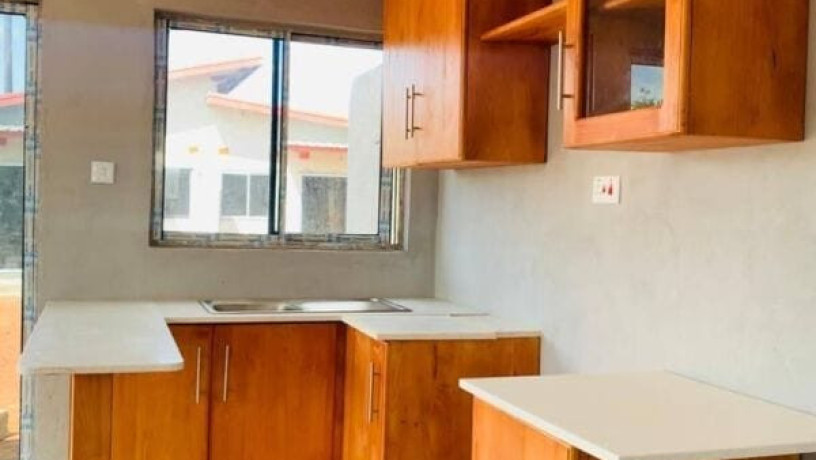 1-bedroom-flat-for-rent-in-lilayi-big-5