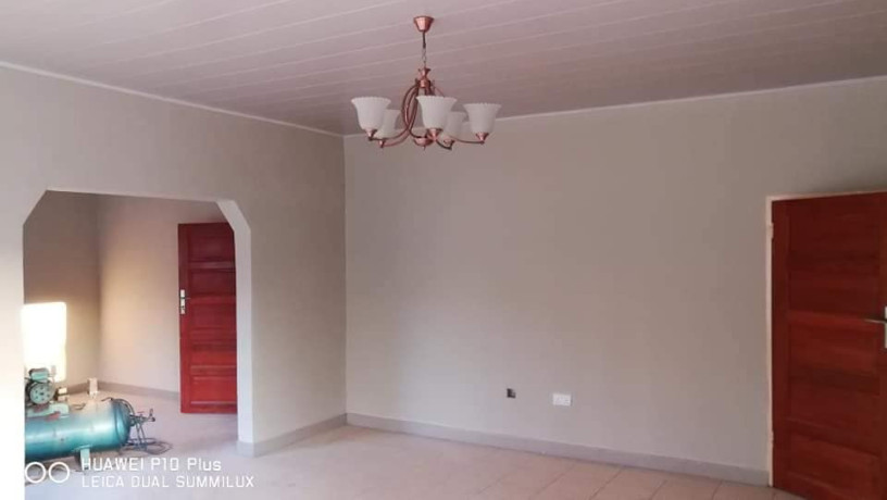 3-bedroom-flat-for-rent-in-chalala-big-7