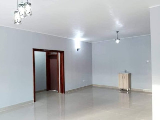 3 Bedroom Flat For Rent In Makeni