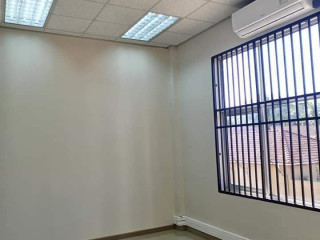 Office Space For Rent In Rhodes Park