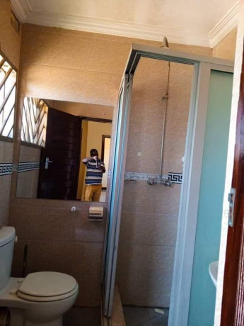 2-bedroom-flat-for-rent-in-chalala-big-3