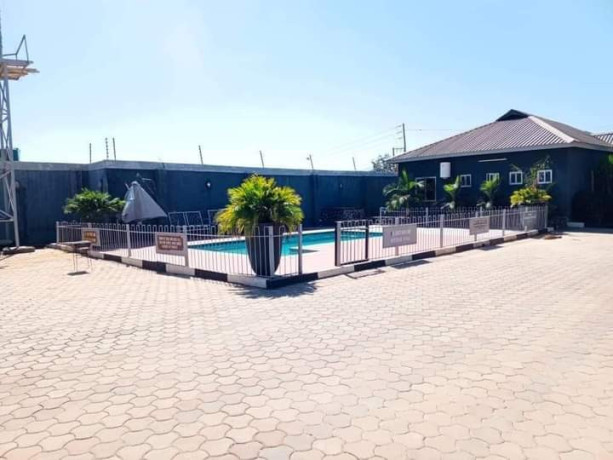 2-bedroom-flat-for-rent-in-chalala-big-5