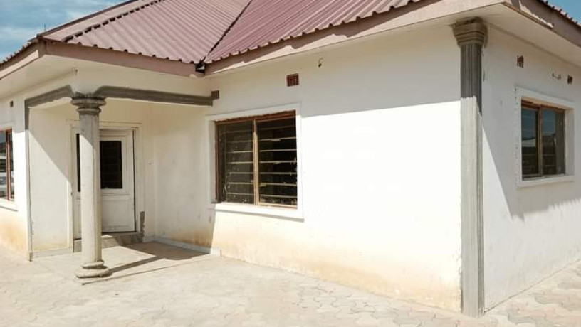 3-bedroom-flat-for-rent-in-libala-south-big-5