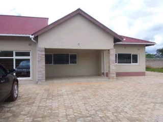 3 Bedroom Flat For Rent In New Kasama