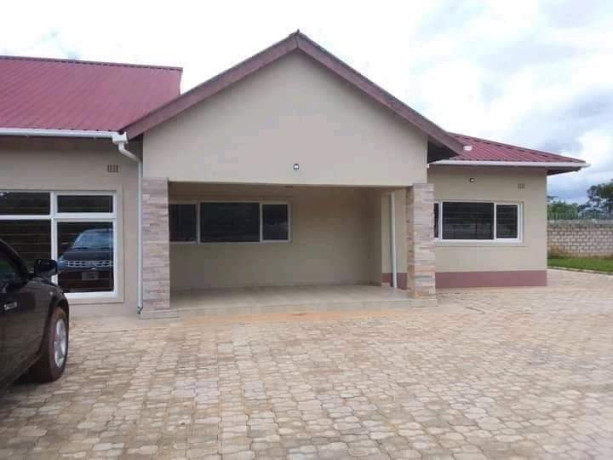 3-bedroom-flat-for-rent-in-new-kasama-big-0