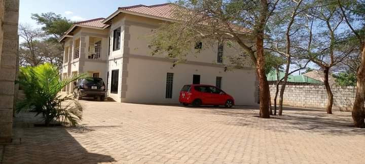 3-bedroom-flat-for-rent-in-ibex-hill-big-7