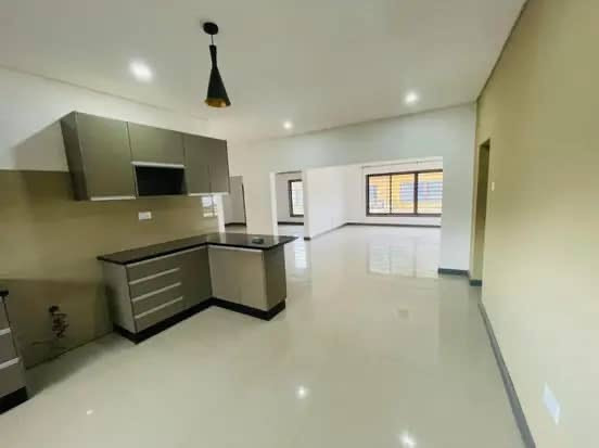 3-bedroom-flat-for-rent-in-ibex-hill-big-2