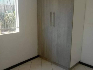 3 Bedroom Flat for Rent in Chalala