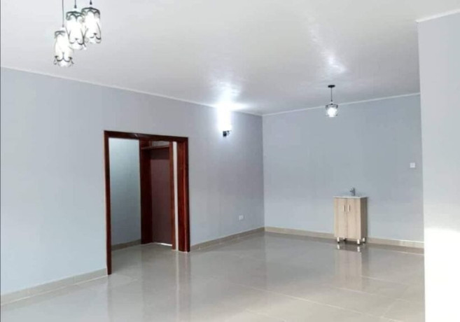 3-bedroom-flat-for-rent-in-makeni-big-4