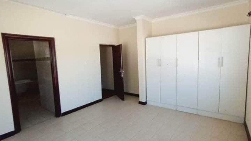 3-bedroom-flat-for-rent-in-makeni-big-6