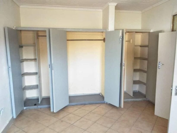 4-bedroom-house-for-rent-in-meanwood-big-1