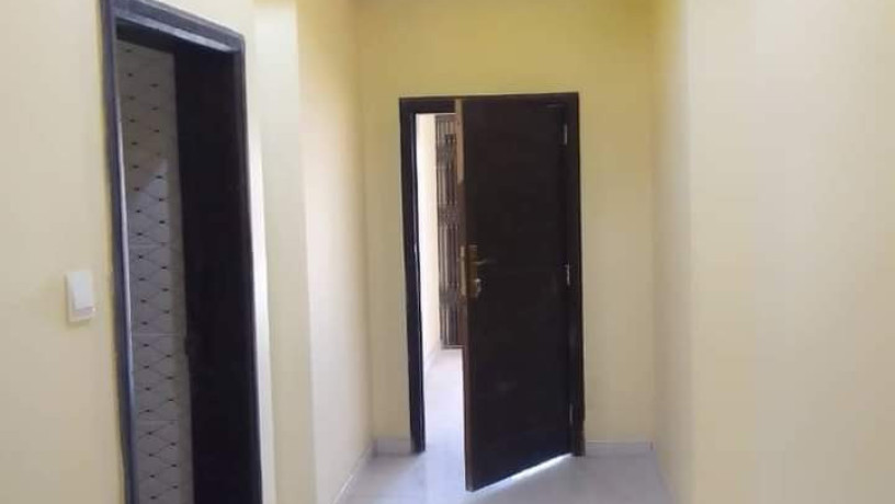 3-bedroom-flat-for-rent-in-chalala-big-3