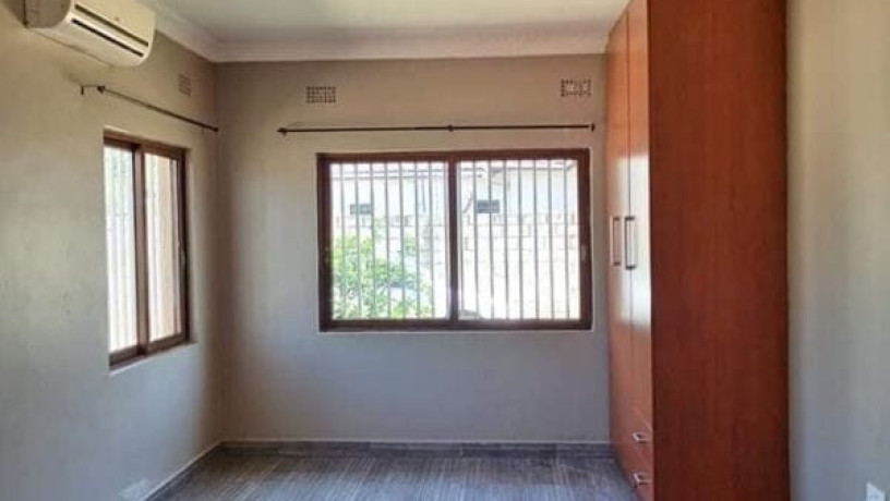 3-bedroom-flat-for-rent-in-makeni-big-5