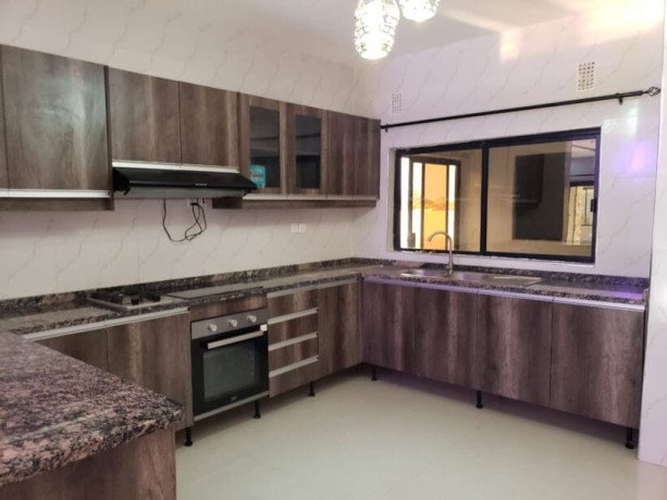 modern-two-bedroom-apartment-for-rent-in-ibex-hill-big-8