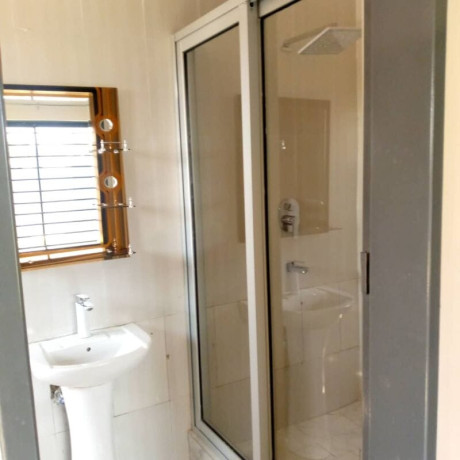 modern-two-bedroom-apartment-for-rent-in-ibex-hill-big-3