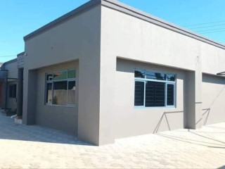 3-bedroom-flat-for-rent-in-chalala