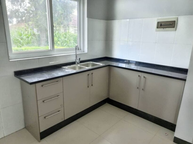 3-bedroom-for-rent-in-silverest-gardens-big-7