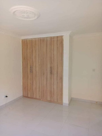 2-bedroom-flat-for-rent-in-chalala-big-3