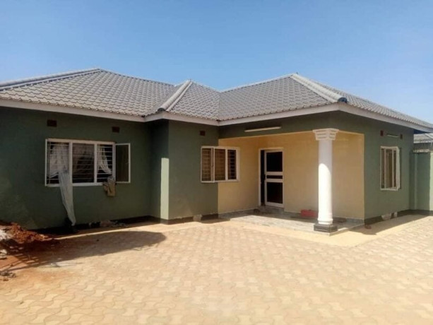 3-bedroom-house-for-rent-in-chalala-big-6